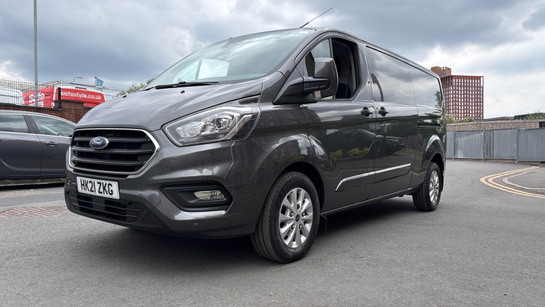 Ford Transit Custom 300 L2 Diesel Fwd 2.0 EcoBlue 170ps Low Roof Limited Van Auto